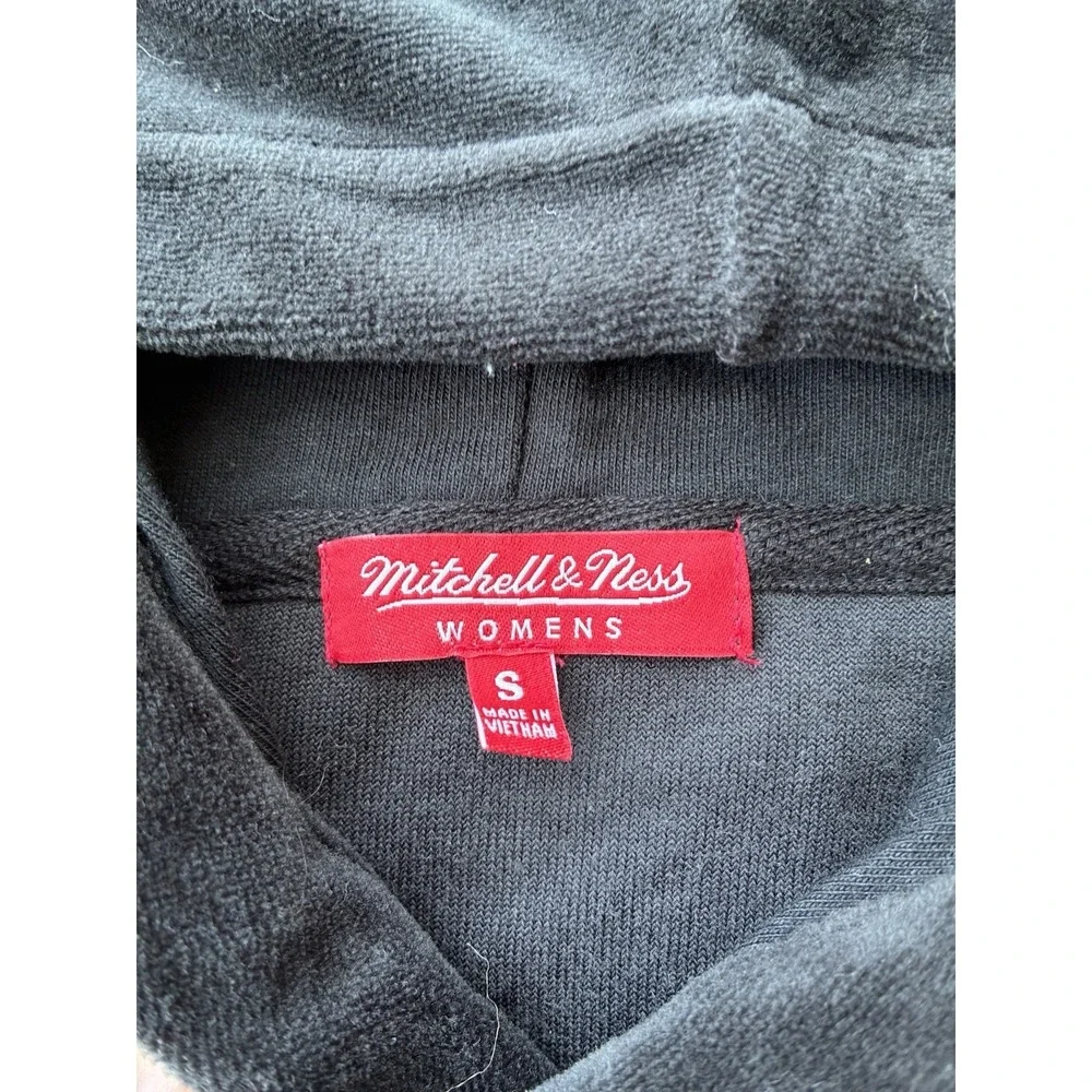 Mitchell & Ness Women's Houston Rockets Extra Long Velvet Feel Jacket Size Small